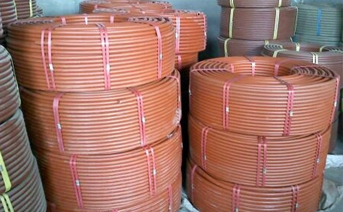 提升工程安全：聚乙烯(RPE)阻燃麦积穿线管在现代建筑中的应用